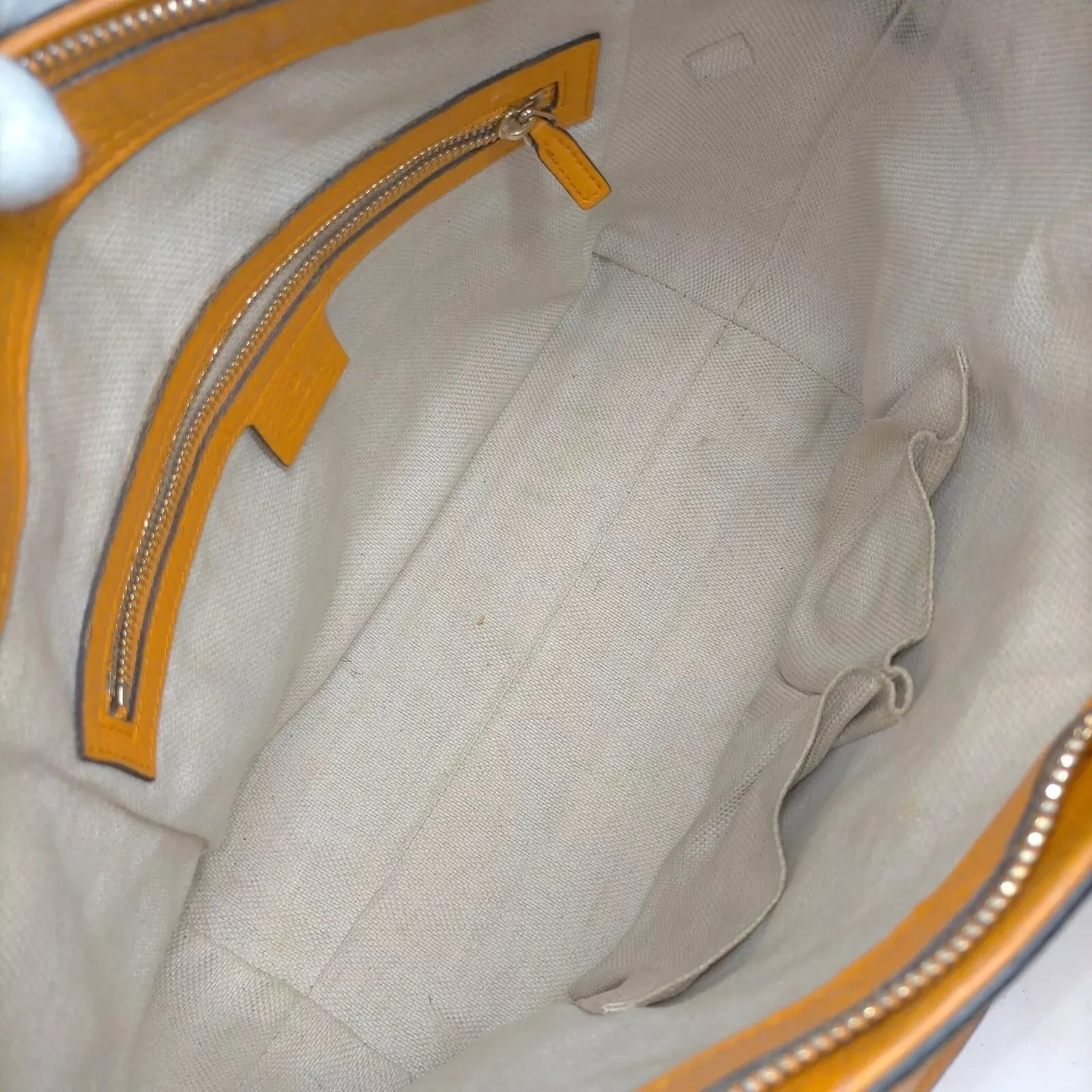 498570BB (X6) Gucci Crossbody Bag Yellow Leather