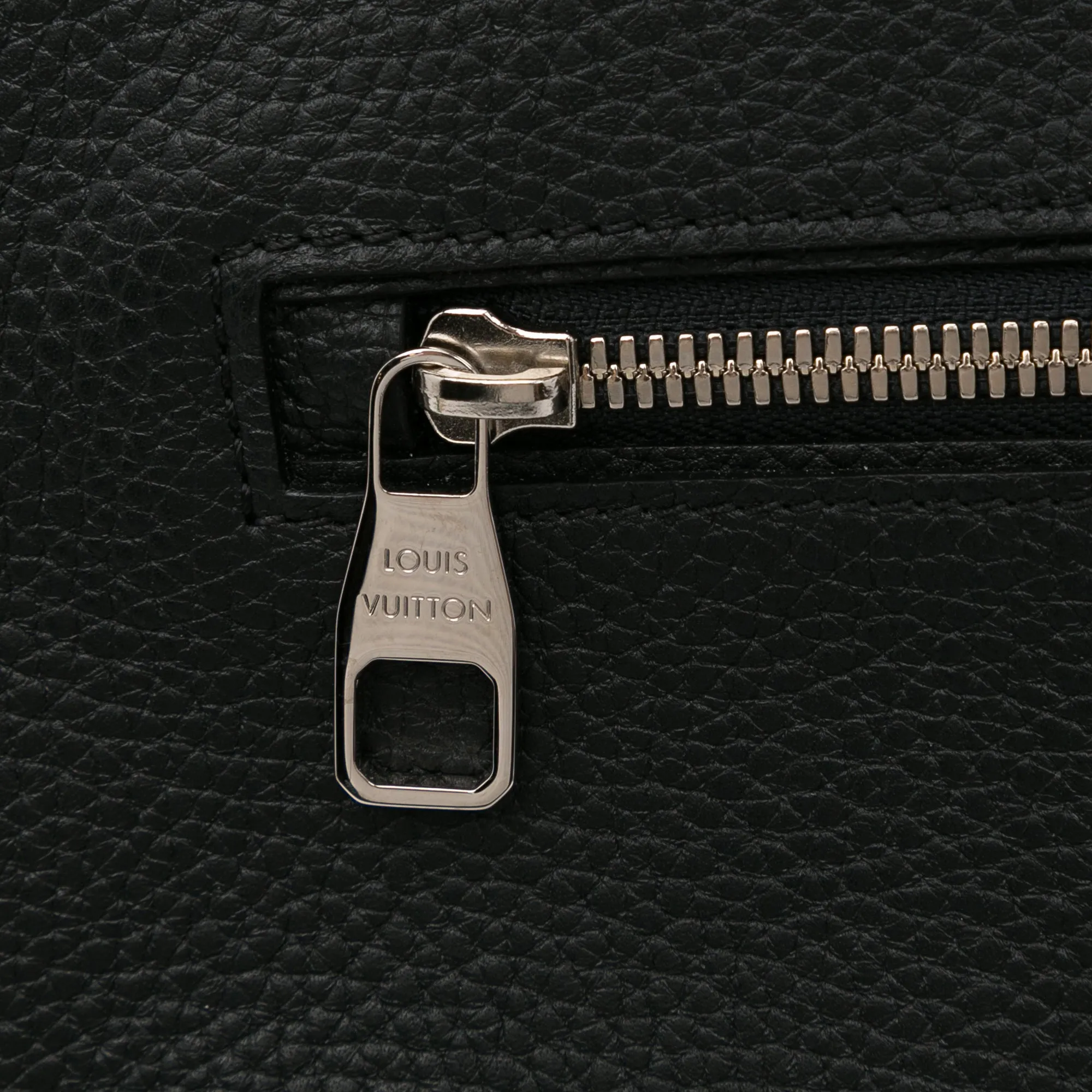 Black Louis Vuitton Taurillon Serviette Dorian Business Bag