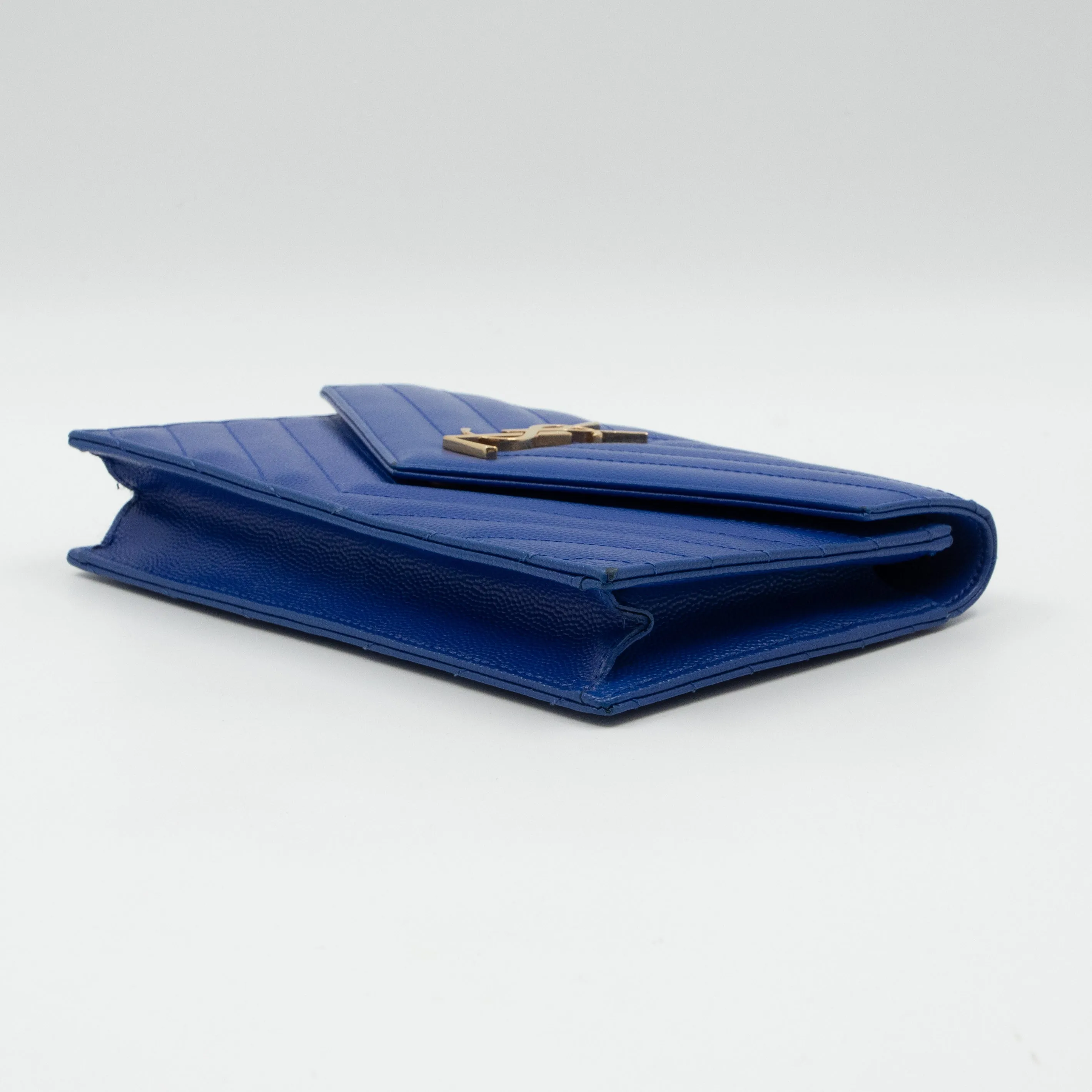Cassandre Envelope Chain Wallet Blue Grained Leather