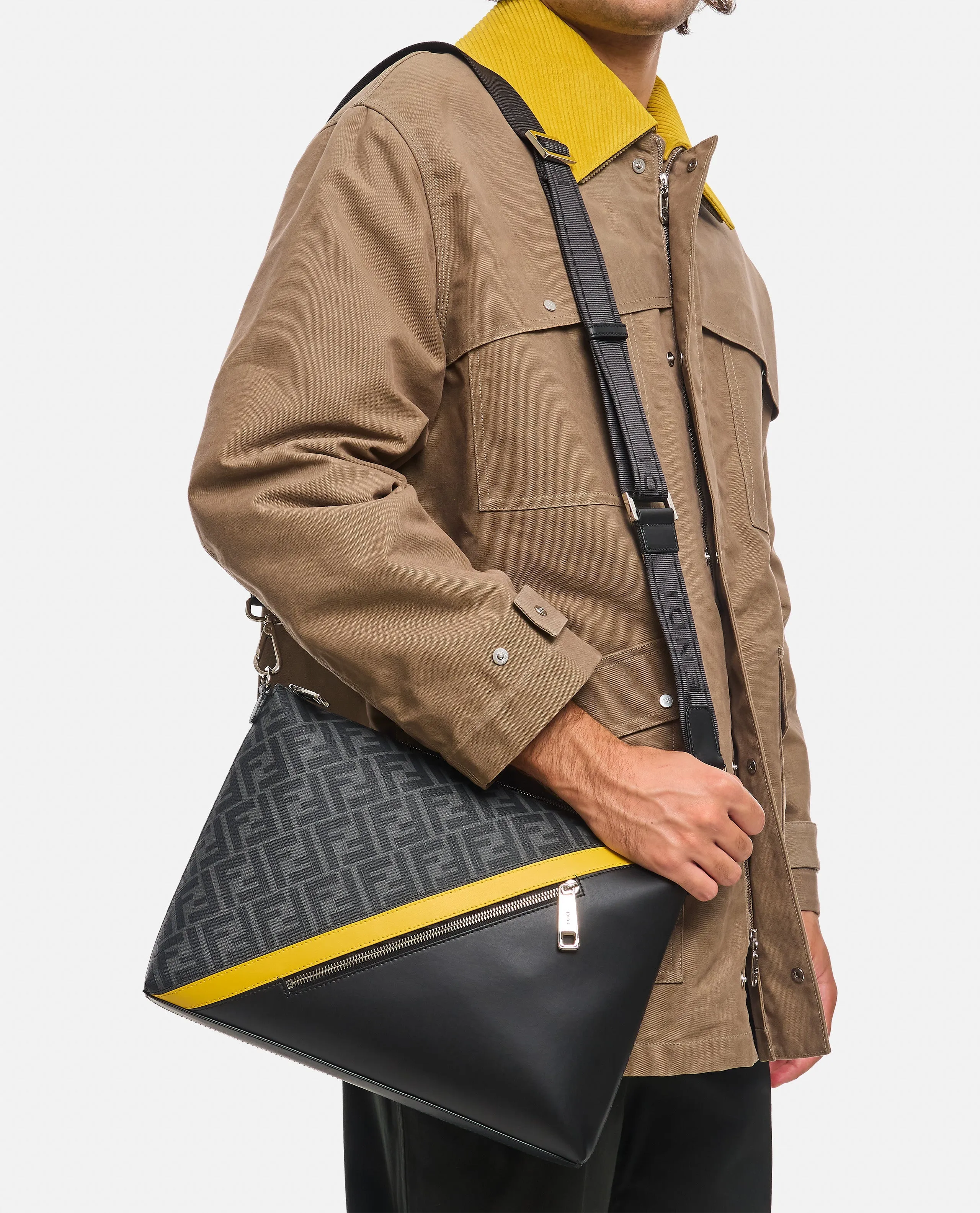Fendi Men Medium Messenge Tess.Pu Ff 197