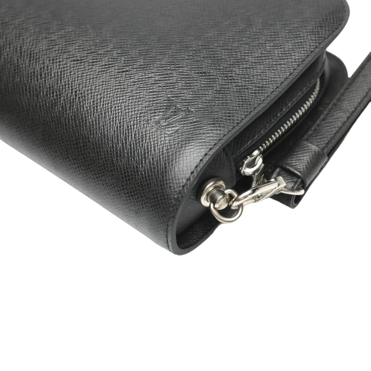 LOUIS VUITTON business bag M30182 Taiga black business bag Taiga Baikal Aldwards mens Used
