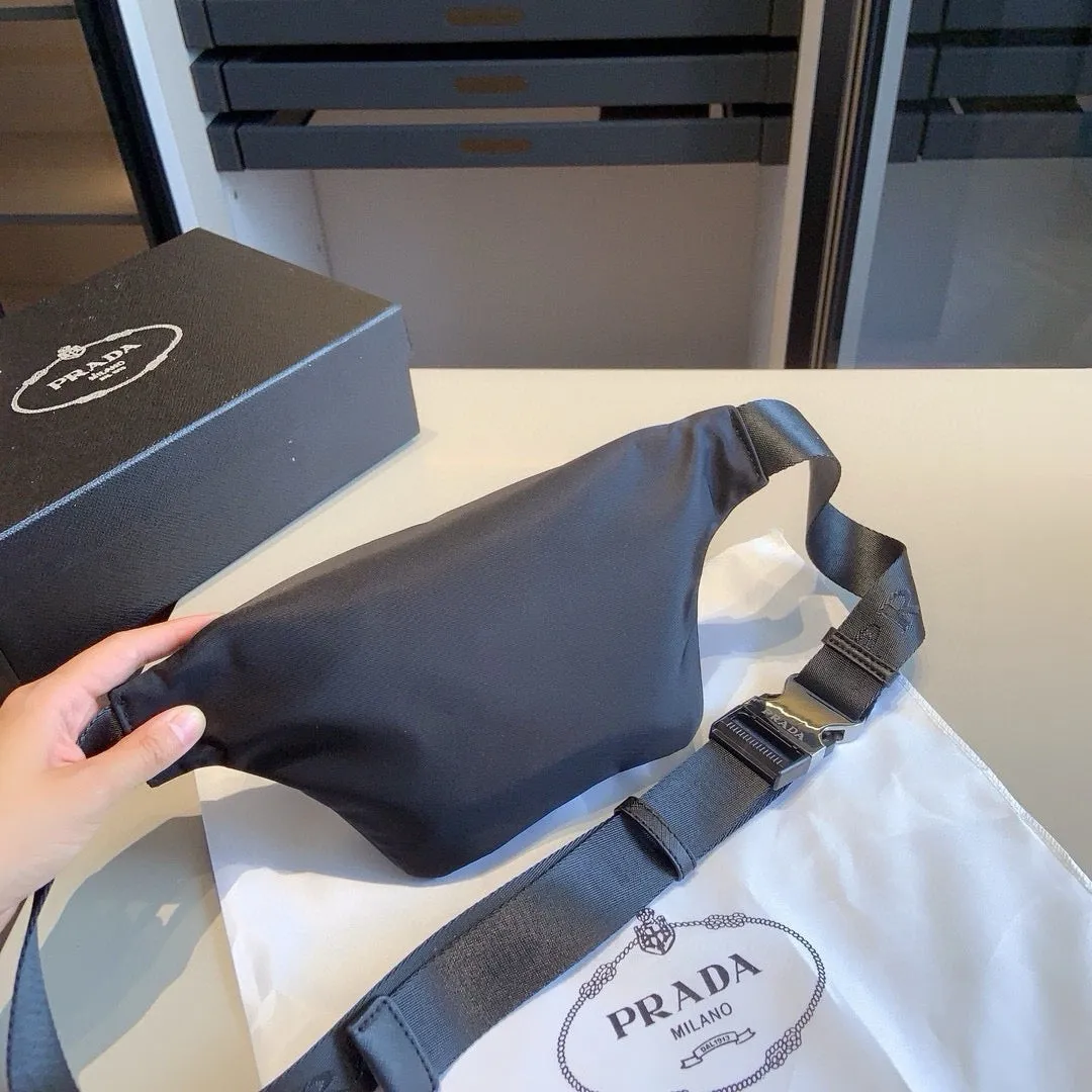 PD299 Re-Nylon Fanny Bag / 11.8x6.3inch