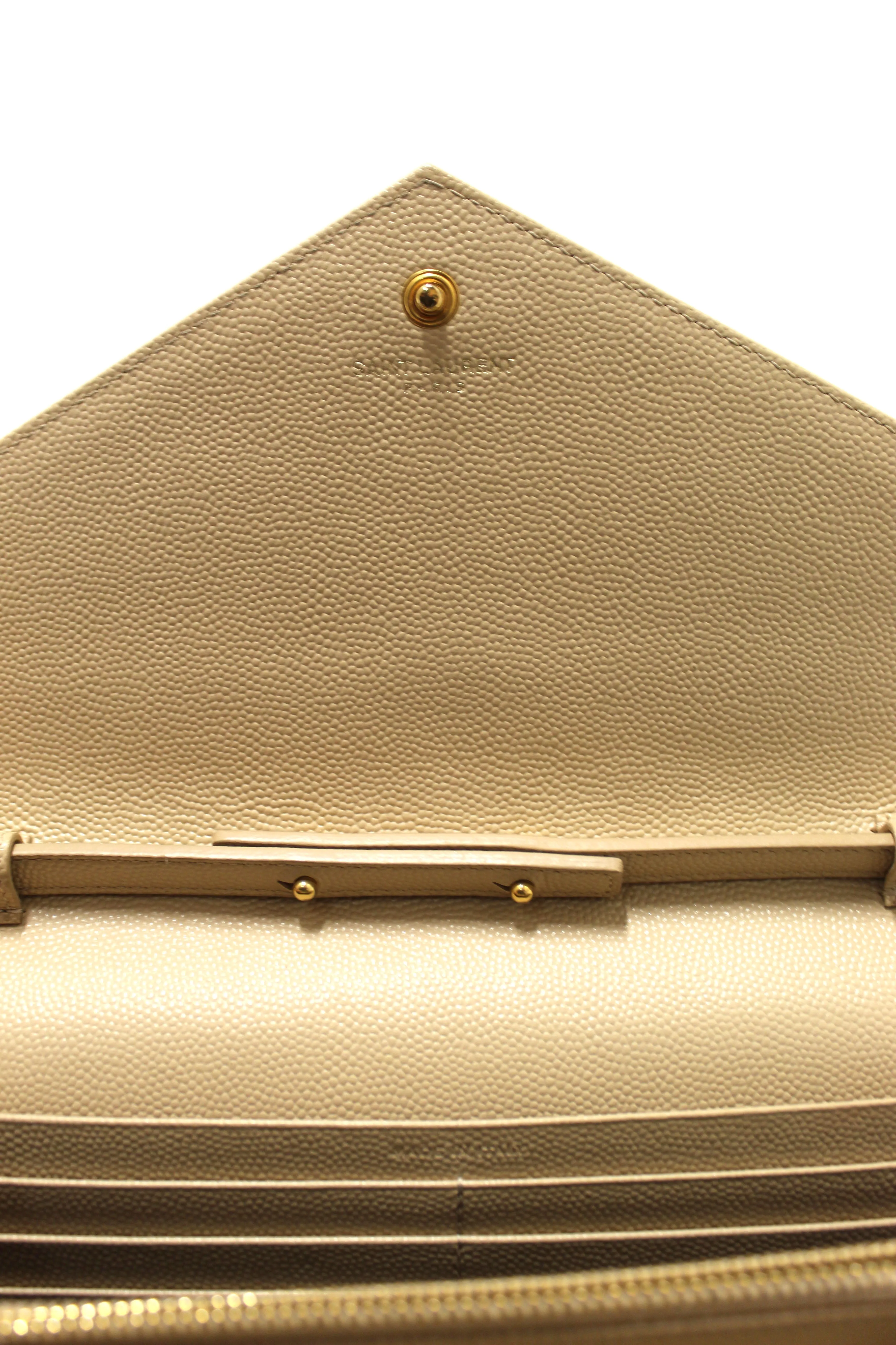 Saint Laurent Beige Matelasse Grain De Poudre Chevron Chain Wallet Crossbody Bag
